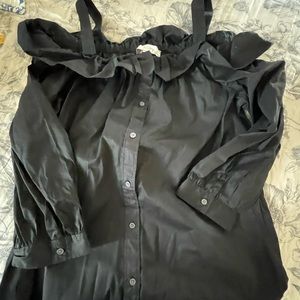 Off the shoulder button up Loft blouse